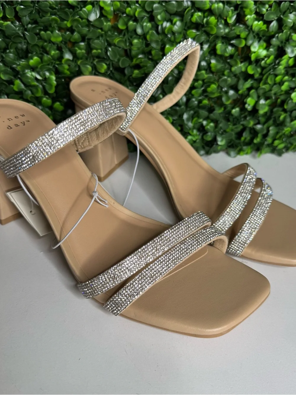NWT 8.5 a new day Nude Rhinestone Triple-Strap Block Heel Sandals